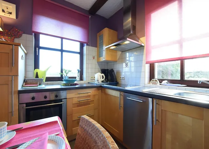 Cozy In 別荘 バストーニュ