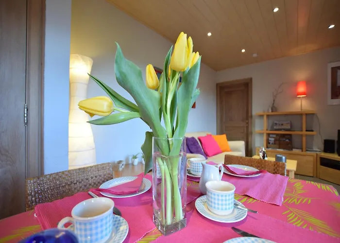 別荘 Cozy In バストーニュ